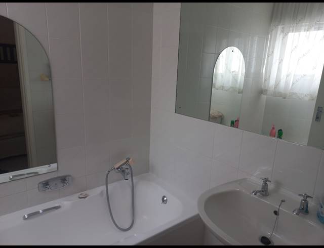 3 BEDROOM APARTMENT BLOCK FOR SALE IN UMGENI PARK